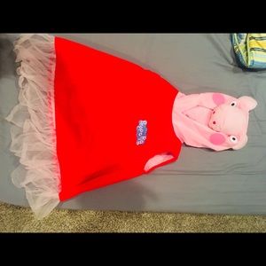 Hallow costume- pepa pig